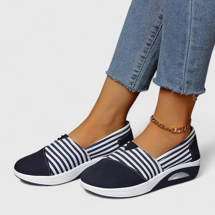 JULIA | ORTHOPAEDIC SNEAKERS