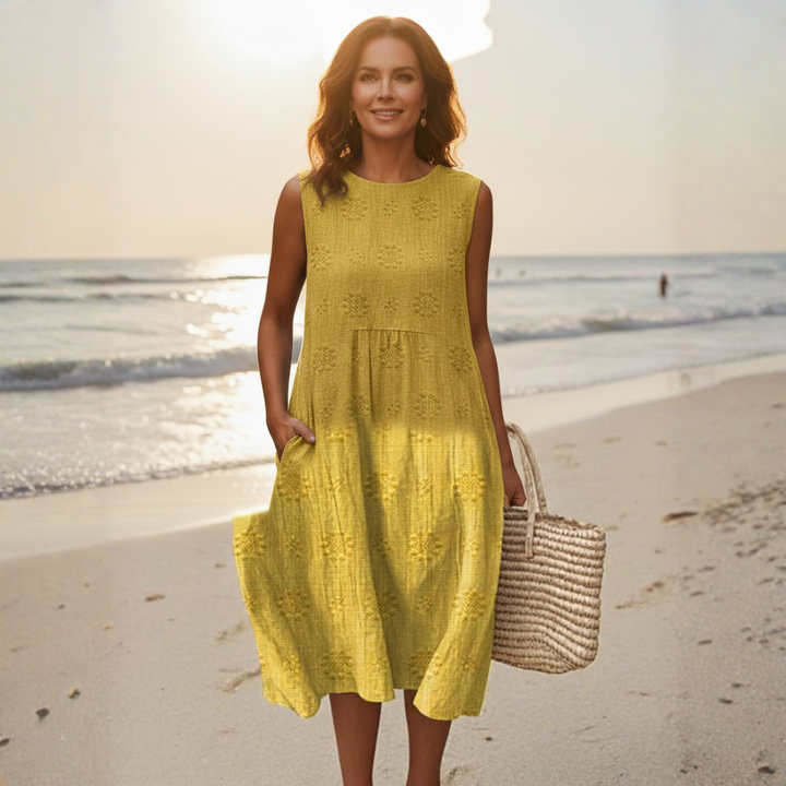 Mia | Casual Dress for Women | With Floral Print and Flowing Cut