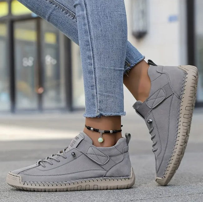 Mia – Comfortable &amp; Pain-Free Orthopaedic Sneakers