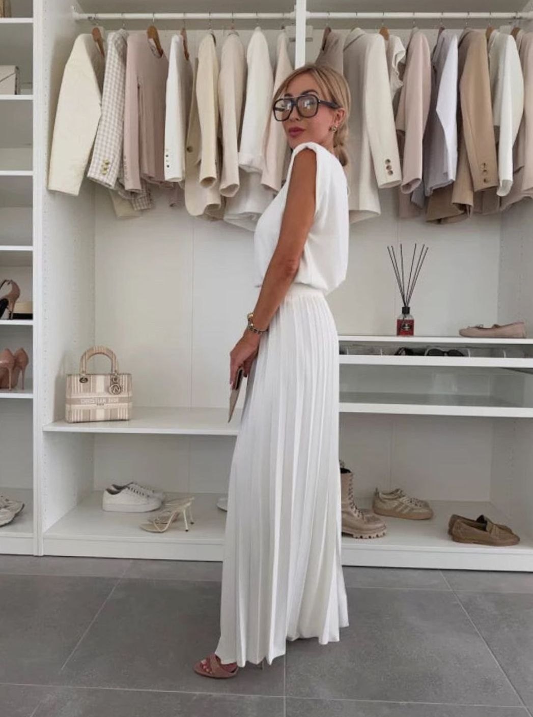 Womens Set Pleated Wide-Leg Trousers Padded-Shoulder Top Two-Piece