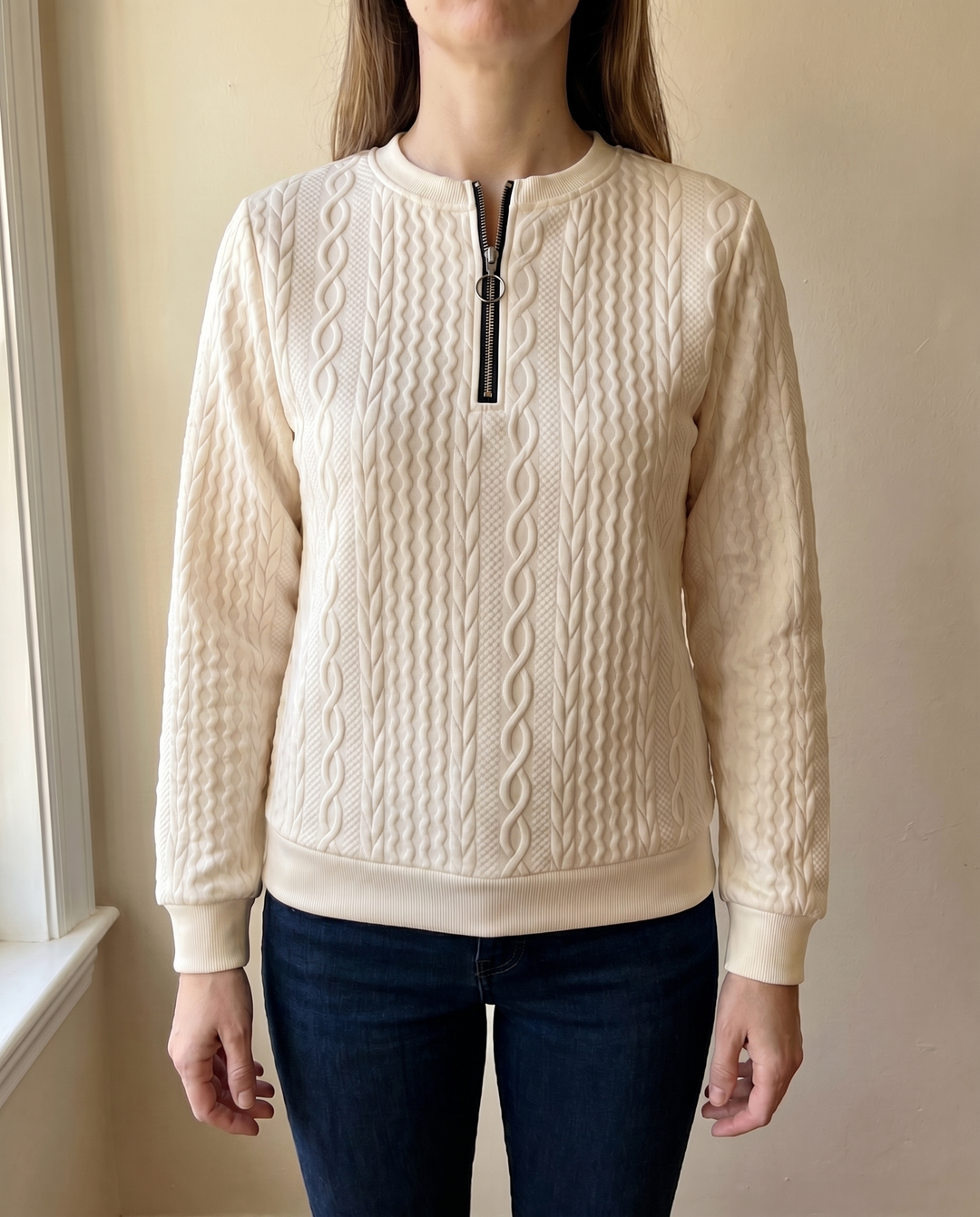 Textured Zipper Sweatshirt – Stylish &amp; Comfy
